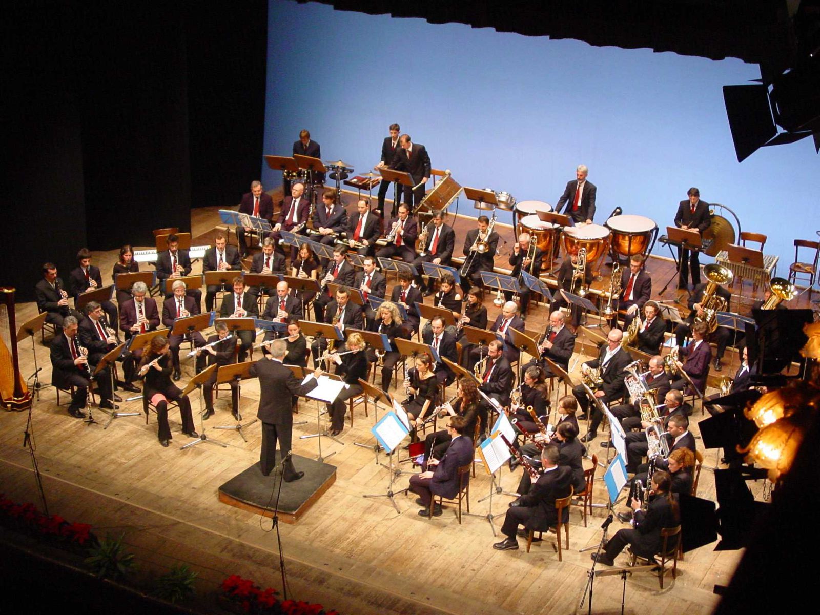 TEATRO GRANDE CONCERTO BANDA CITTADINA 2003